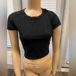 Backless Black Women's Crop Tee